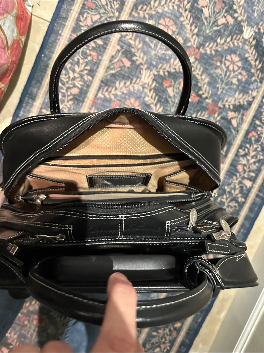 Mcklein Melrose laptop bag. Black EUC